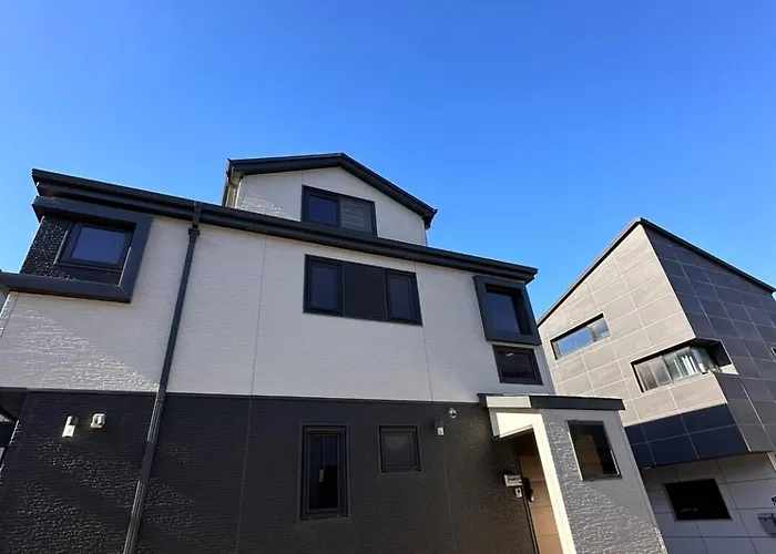 Cozy Aori House